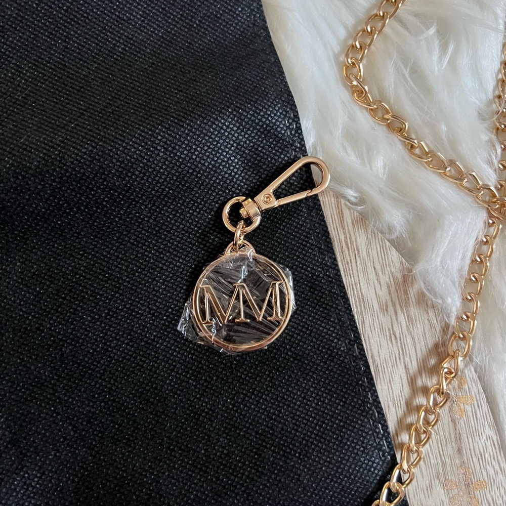 NEW Marilyn Monroe Women’s Black & Gold Cross Body Purse ✨ - Picture 7 of 12